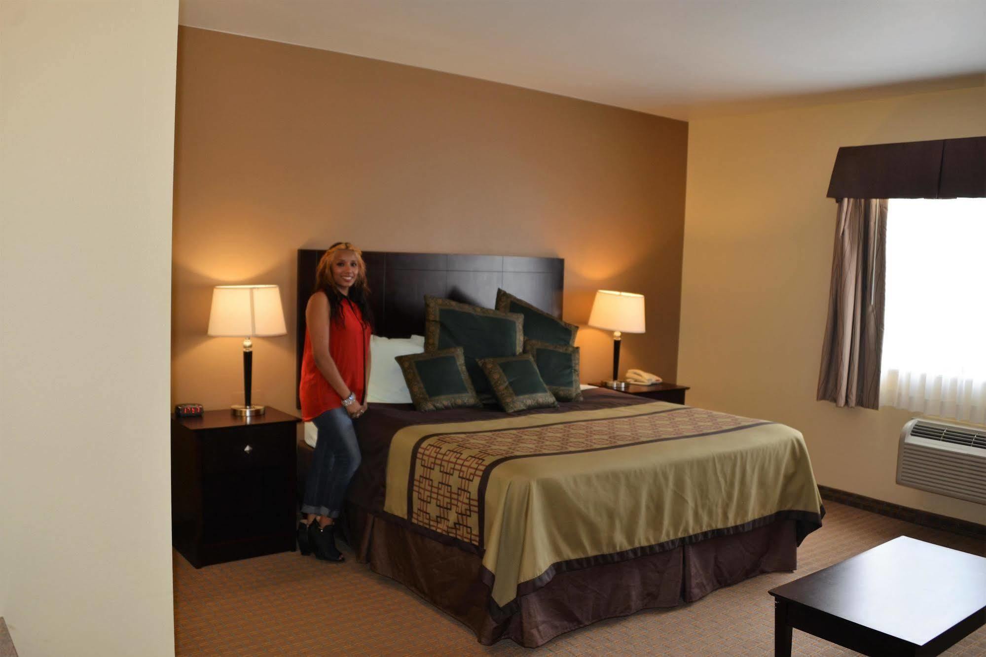 Irish Inn And Suites Muleshoe Bagian luar foto